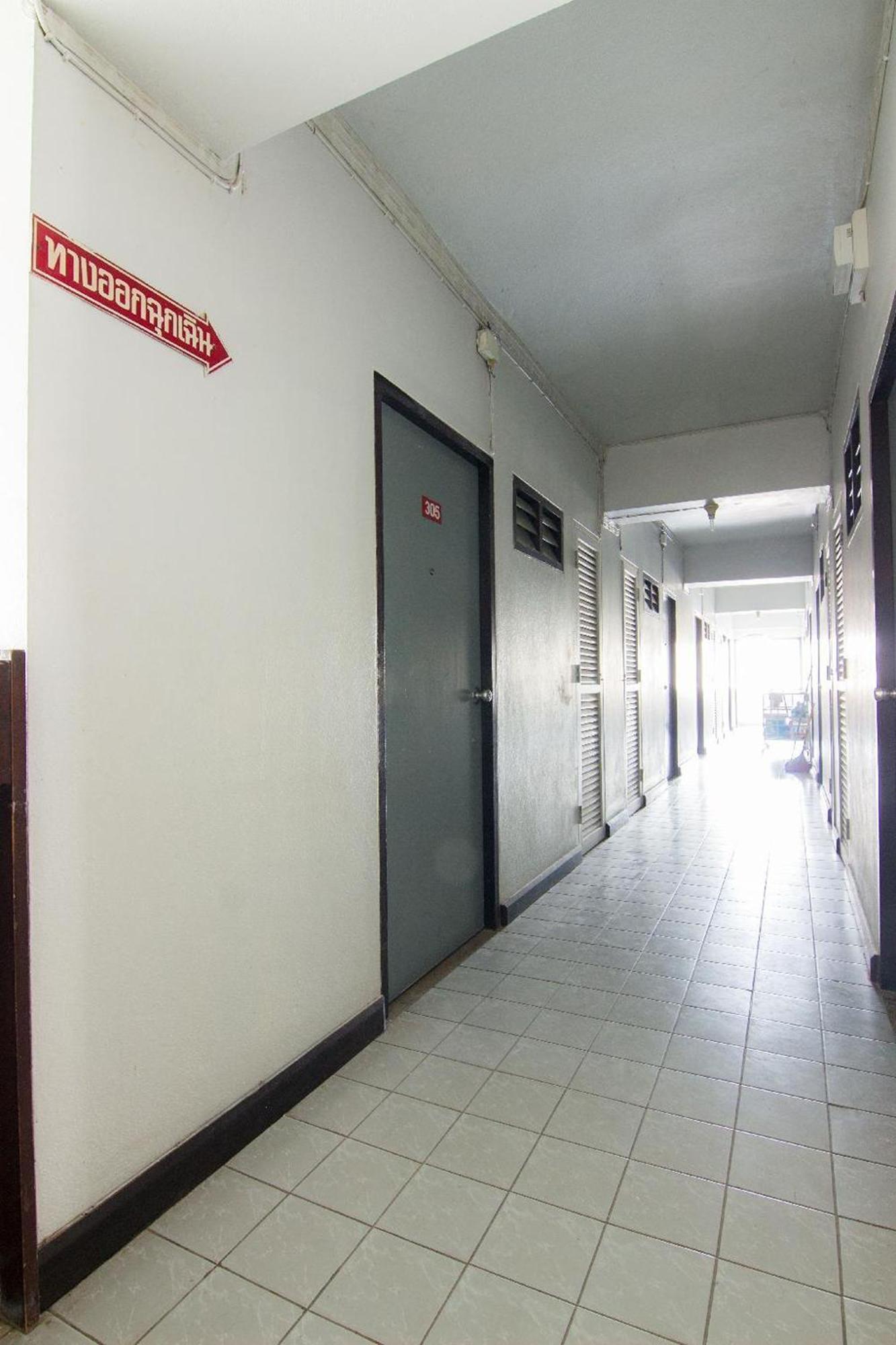 Khelang Nakorn Hotel Lampang Exteriör bild